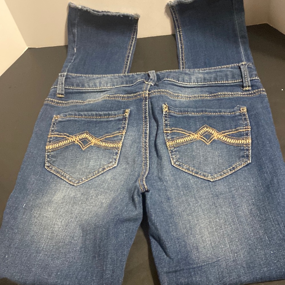 Women Mudd denim jeans skinny raw edge size 7